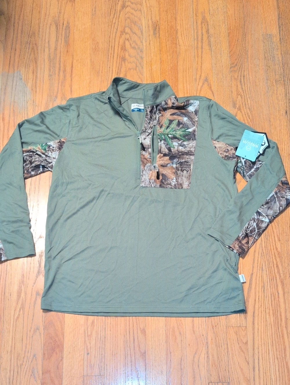 Realtree Men's Olive Green Quarter-Zip with Camo Panels